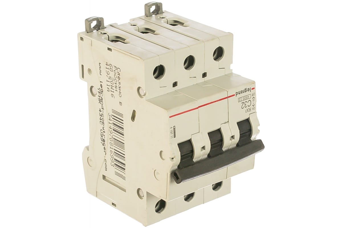 Автоматический выключатель Legrand 3П 4,5 кА С 32 A Автоматический выключатель Legrand 3П 4,5 кА С 32 A