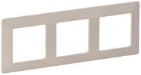 Рамка трехпостовая Legrand Valena Life слоновая кость Рамка трехпостовая Legrand Valena Life слоновая кость